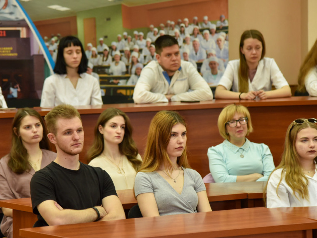 У ПДМУ відбулася патріотична зустріч з ГО «Центурія» та Третьою штурмовою бригадою / New Scientific Achievements of PSMU Students