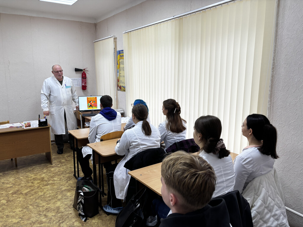 Круглий стіл: про тему та її обговорення / Round Table: On the Topic and Its Discussion