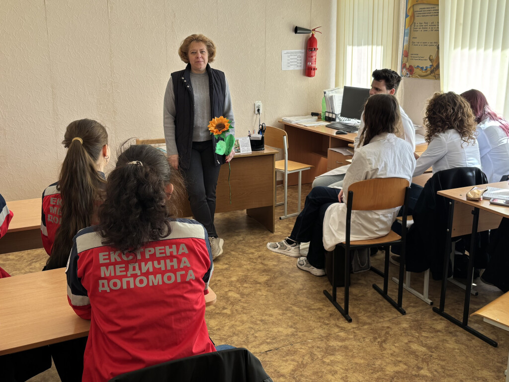 У ПДМУ відзначили Міжнародний день висаджування соняшника екологічною ініціативою / PSMU Marks International Sunflower Guerrilla Gardening Day with an Environmental Initiative