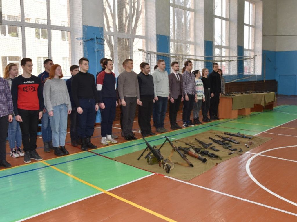 «Ті, хто перекували свої рушниці на плуги, будуть орати на тих, хто цього не зробив». Томас Джефферсон