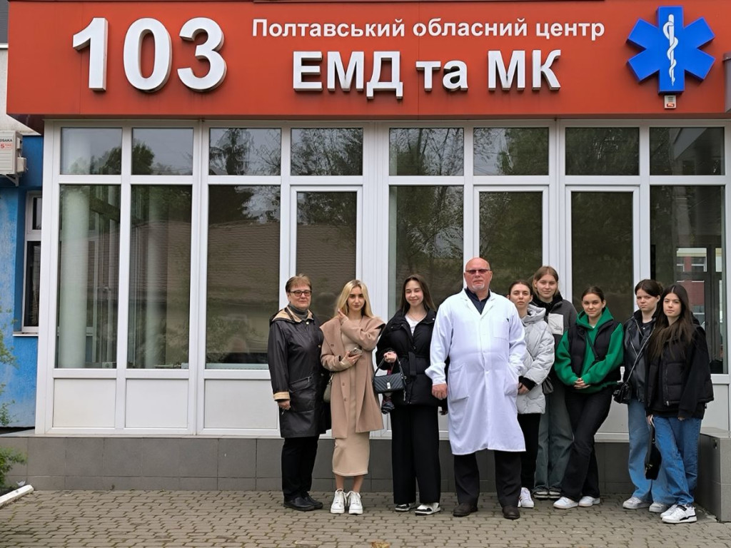 Проведено практичне заняття з учнями 11-х класів з «Основ тактичної медицини»