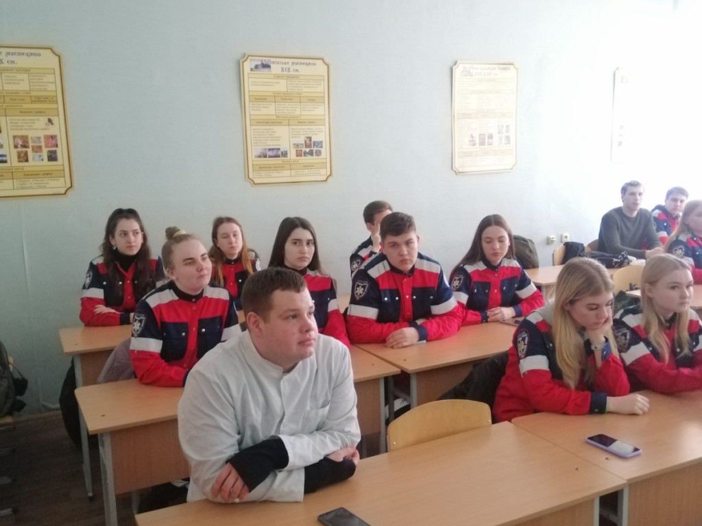 «Мінна небезпека та захист населення в зоні військових дій»: дискусія на тему