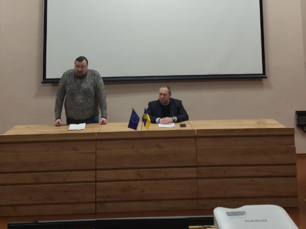 Настановчі збори студентів 5-ого курсу медичного факультету № 1: про що йшлось / Instruction meeting for 5-year students of Medical Faculty No. 1: key highlights