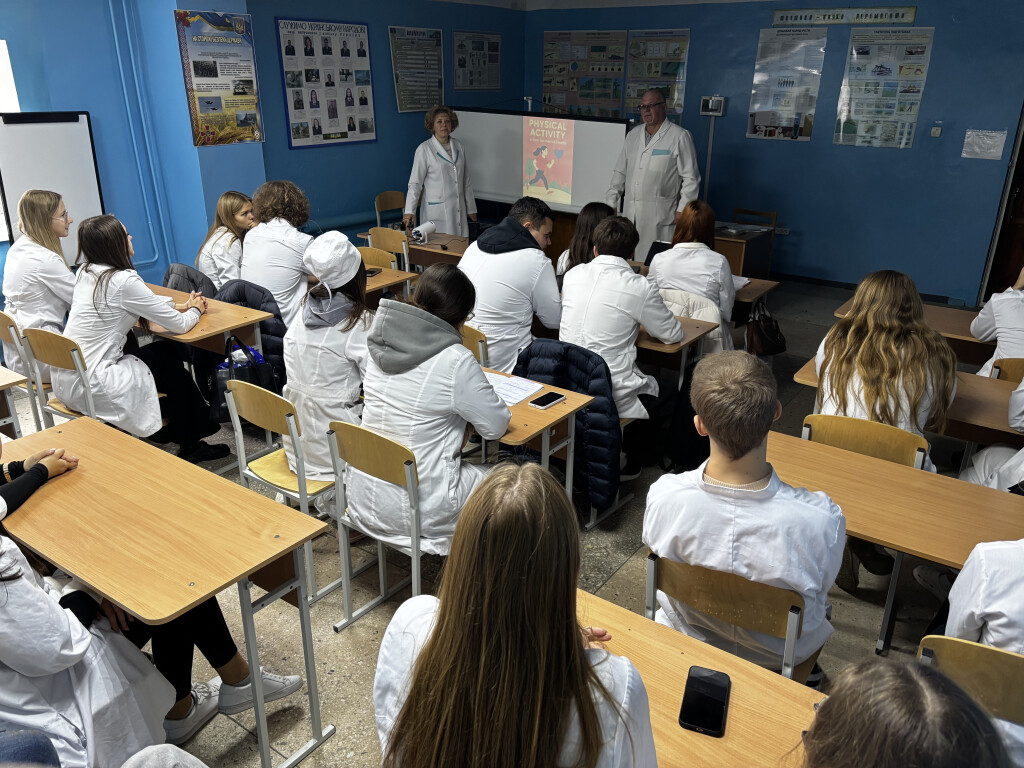 Круглий стіл: про тему та її обговорення / Round Table: On the Topic and Its Discussion